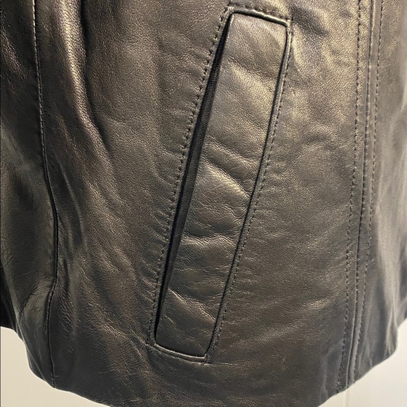 Jones New York Black Leather Jacket Minimalist Edgy Luxury Mobwife Large Petite - Picture 4 of 14